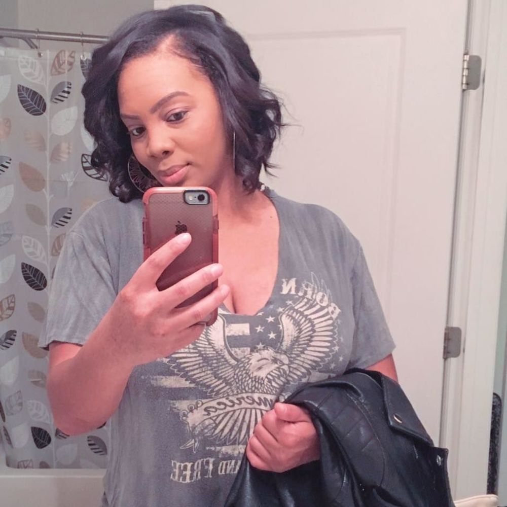Meet your Posher, Lashae